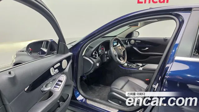 Mercedes-Benz C-Класс 2016 thumb 10