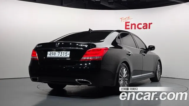 Hyundai Equus 2013 thumb 2