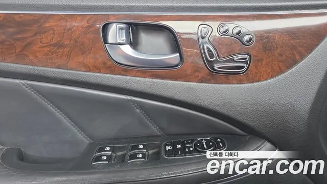 Hyundai Equus 2013 thumb 12