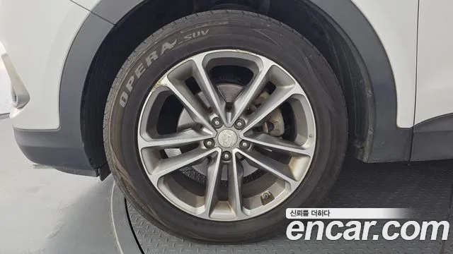 Hyundai Santa Fe 2016 thumb 5