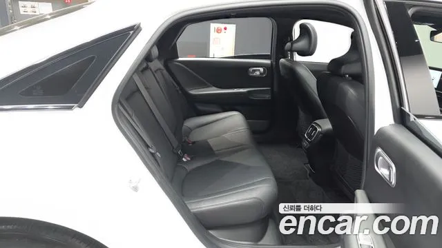 Hyundai IONIQ 6 2024 thumb 11