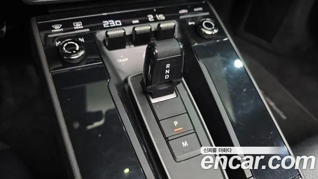 Porsche 911 2020 thumb 8