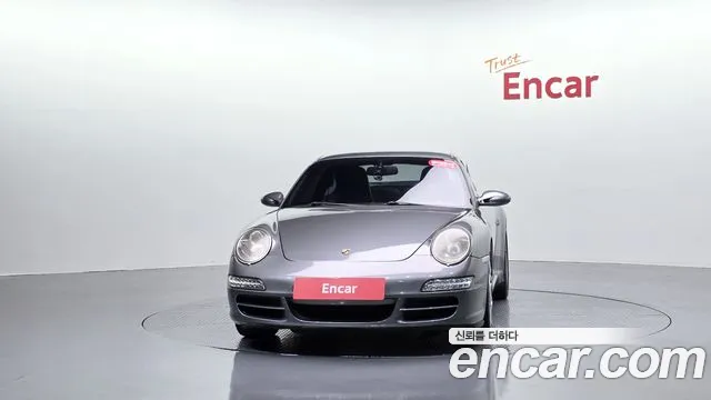 Porsche 911 2004 thumb 2
