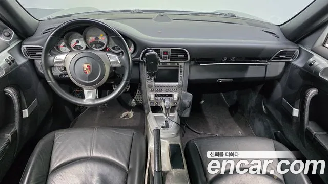 Porsche 911 2004 thumb 6