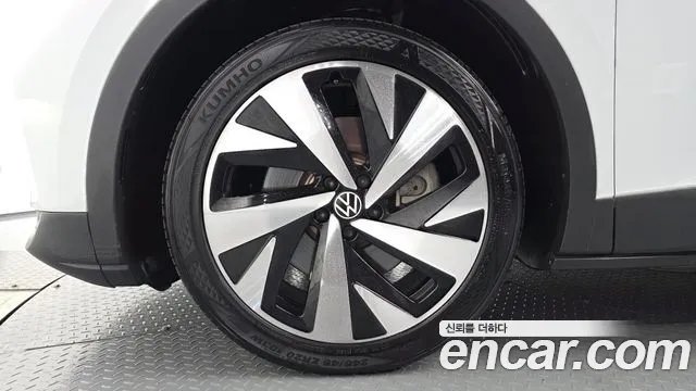 Volkswagen ID.4 2022 thumb 5