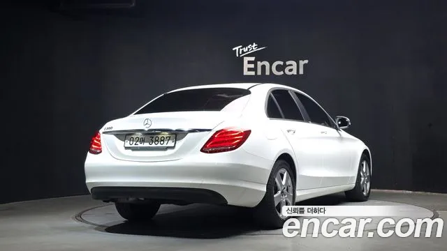 Mercedes-Benz C-Класс 2017 thumb 2