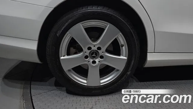Mercedes-Benz C-Класс 2017 thumb 5
