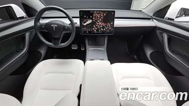 Tesla Model Y 2023 thumb 6