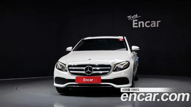 Mercedes-Benz E-Класс 2018 thumb 3