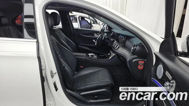 Mercedes-Benz E-Класс 2018 thumb 11