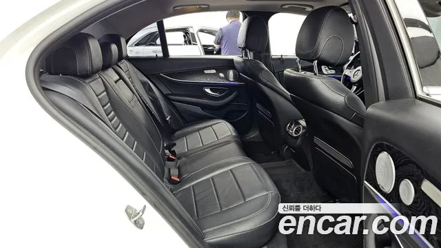 Mercedes-Benz E-Класс 2018 thumb 12