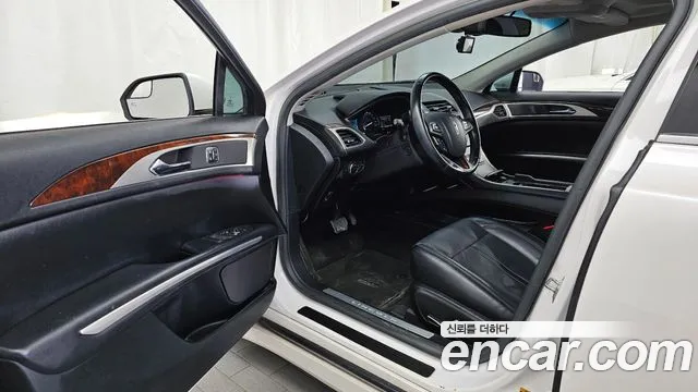 Lincoln MKZ 2015 thumb 10