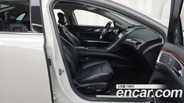 Lincoln MKZ 2015 thumb 11