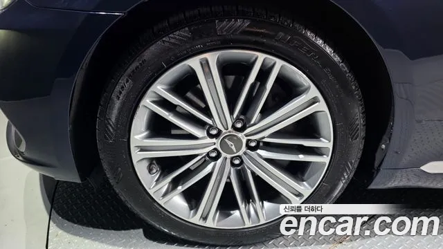 Genesis G80 2019 thumb 5