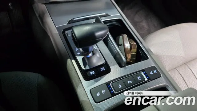Genesis G80 2019 thumb 9