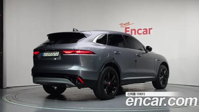 Jaguar F-Pace 2022 thumb 2