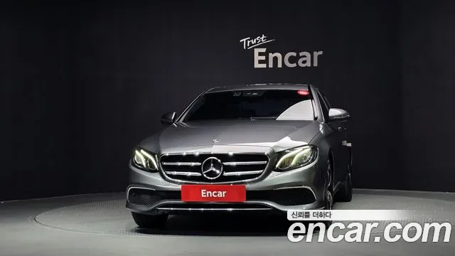 Mercedes-Benz E-Класс 2019 thumb 3