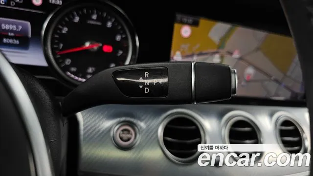 Mercedes-Benz E-Класс 2019 thumb 9