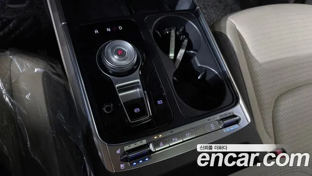 Kia Carnival 2024 thumb 9