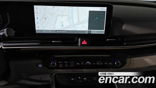 Kia Carnival 2024 thumb 12