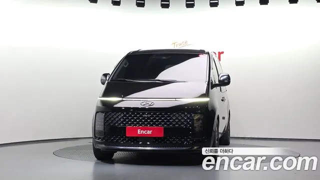Hyundai Staria 2021 thumb 3