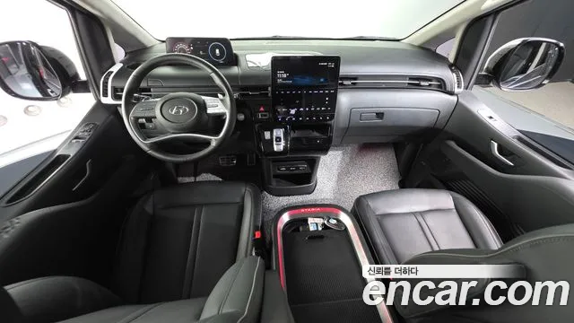 Hyundai Staria 2021 thumb 7