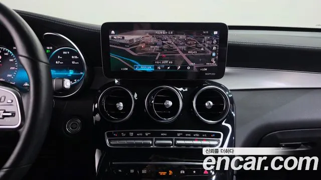 Mercedes-Benz GLC 2021 thumb 12