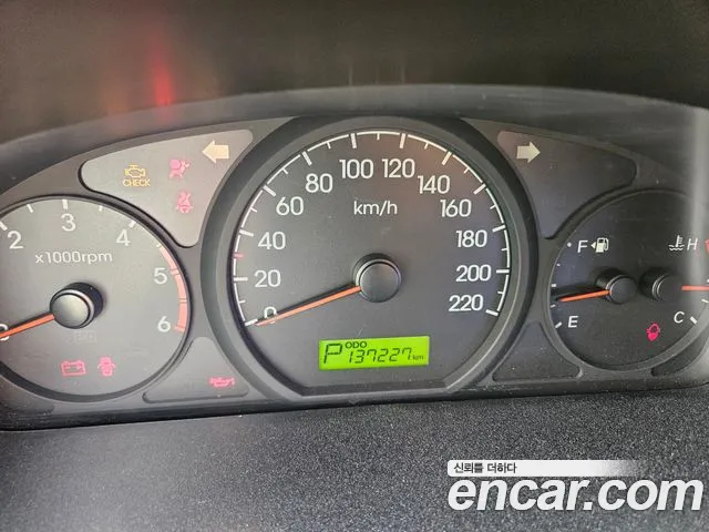 Hyundai Starex 2010 thumb 7