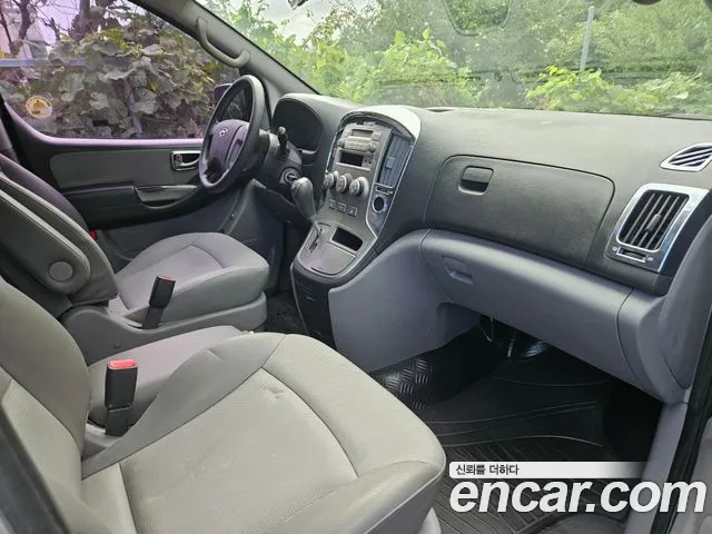 Hyundai Starex 2010 thumb 9