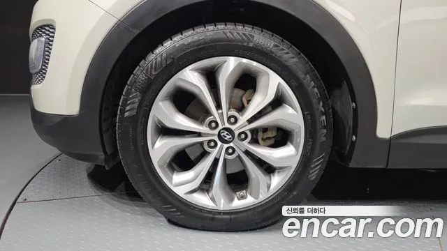 Hyundai Santa Fe 2014 thumb 5