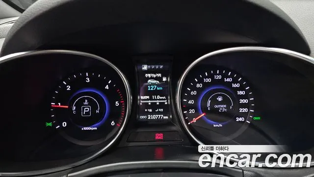 Hyundai Santa Fe 2014 thumb 8