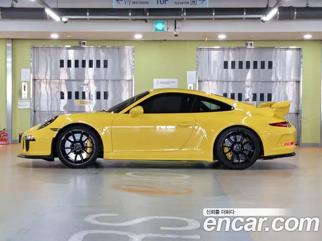Porsche 911 2015 thumb 2