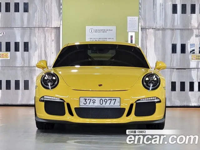 Porsche 911 2015 thumb 3