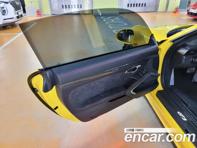 Porsche 911 2015 thumb 9