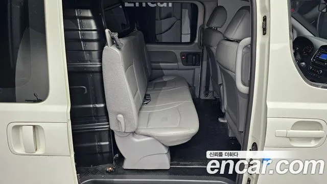 Hyundai Starex 2016 thumb 11