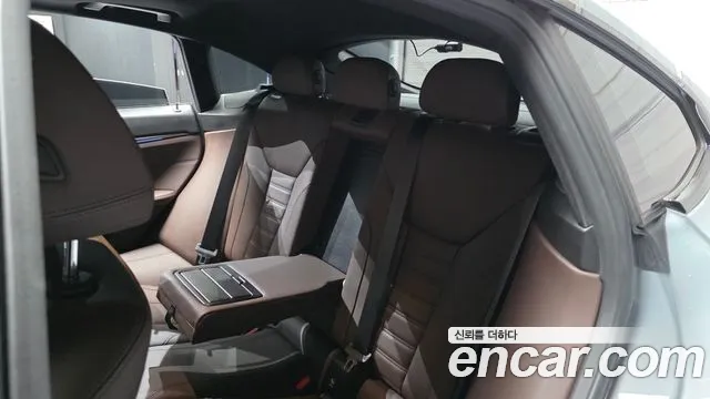 BMW i4 2023 thumb 12