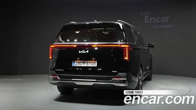 Kia Carnival 2024 thumb 4