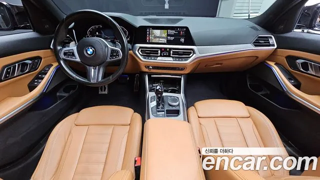 BMW 3-Series 2019 thumb 7