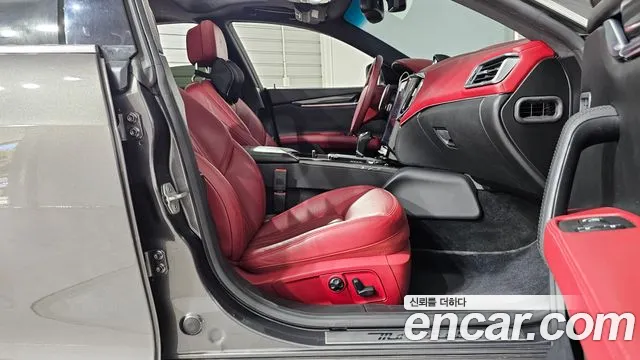 Maserati Ghibli 2015 thumb 11