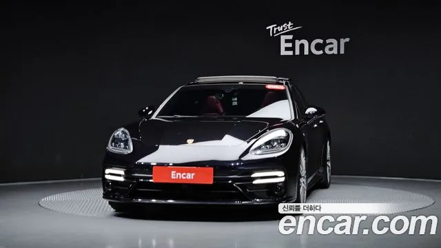 Porsche Panamera 2020 thumb 2