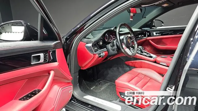 Porsche Panamera 2020 thumb 9