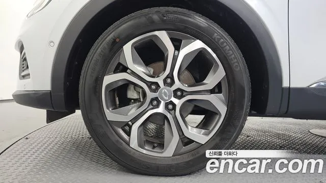 Renault-KoreaSamsung Arkana 2020 thumb 5