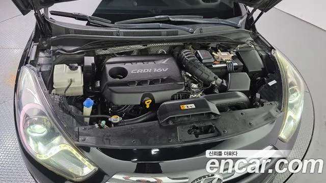 Hyundai i40 2012 thumb 6
