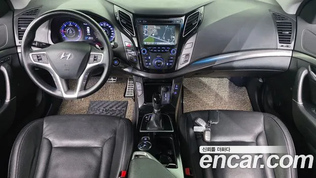 Hyundai i40 2012 thumb 7