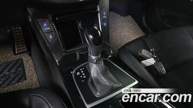 Hyundai i40 2012 thumb 9