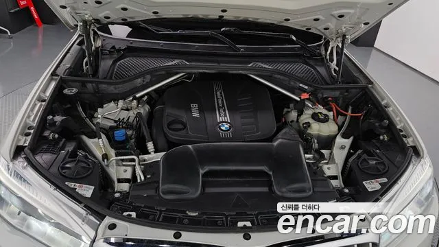 BMW X5 2017 thumb 6