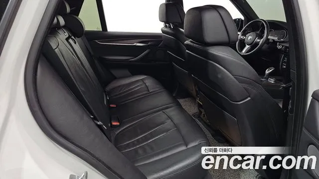 BMW X5 2017 thumb 12