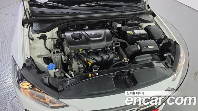 Hyundai Avante 2016 thumb 6