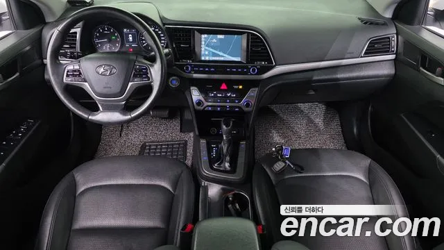 Hyundai Avante 2016 thumb 7