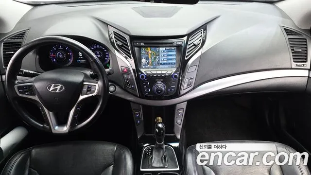 Hyundai i40 2013 thumb 7